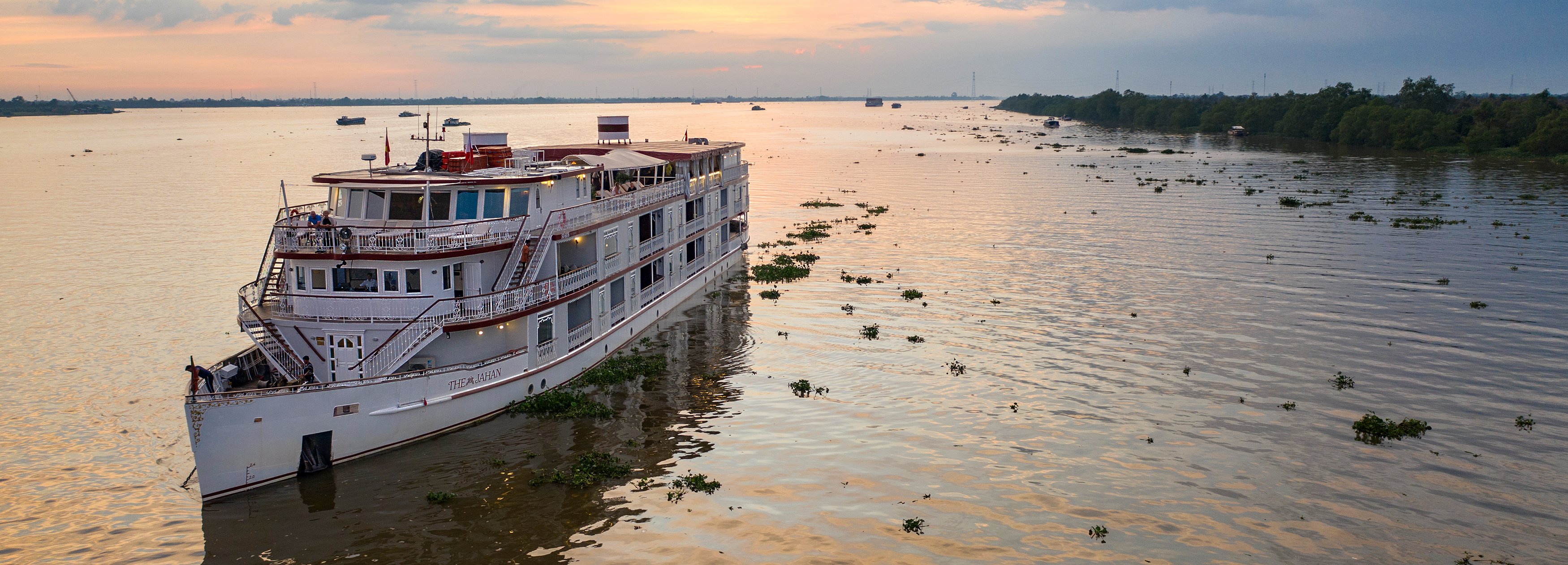 FEST ÖZEL TEKNESİYLE MEKONG NEHRİ VİETNAM ve KAMBOÇYA