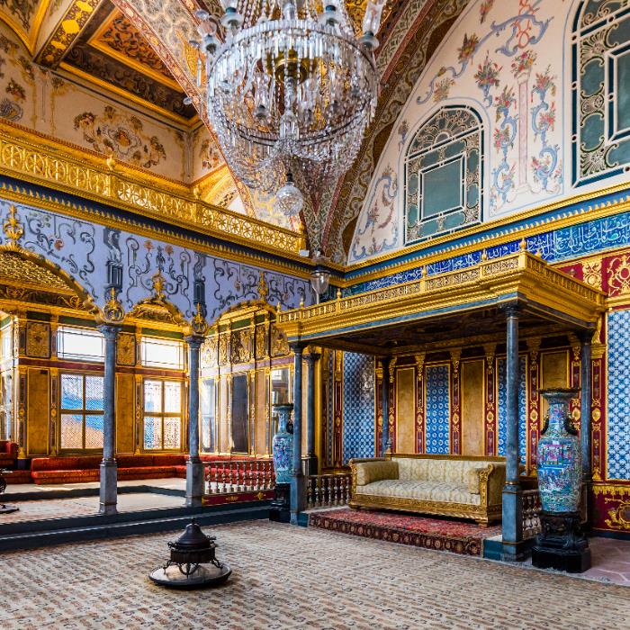  TOPKAPI SARAYI VE HAREM'DE GEZİ