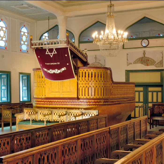 İSTANBUL'DAKİ YAHUDİ MEKANLARI