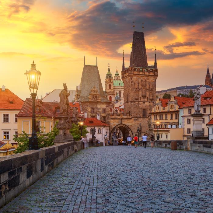 ORTA AVRUPA’NIN EN İKONİK ÜÇ ŞEHRİ  Münih - Prag - Viyana