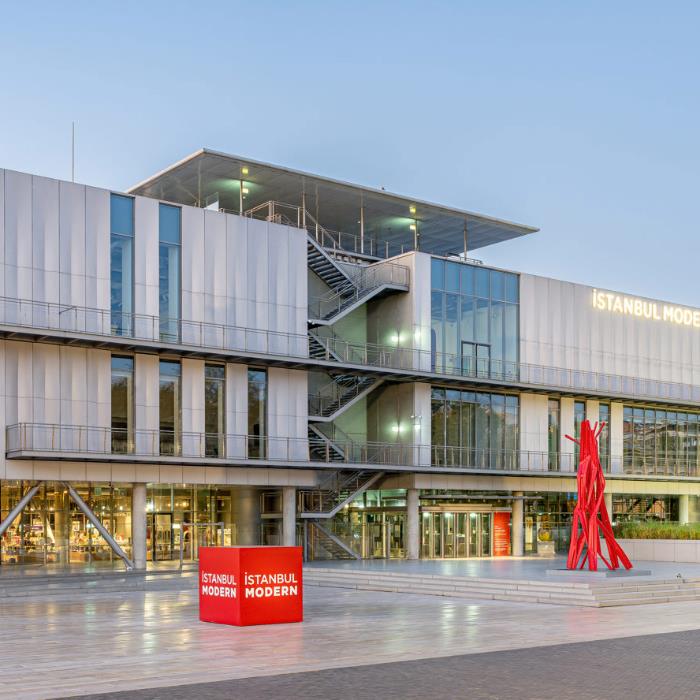 İSTANBUL BOĞAZ MÜZESİ VE KABATAŞ – TOPHANE